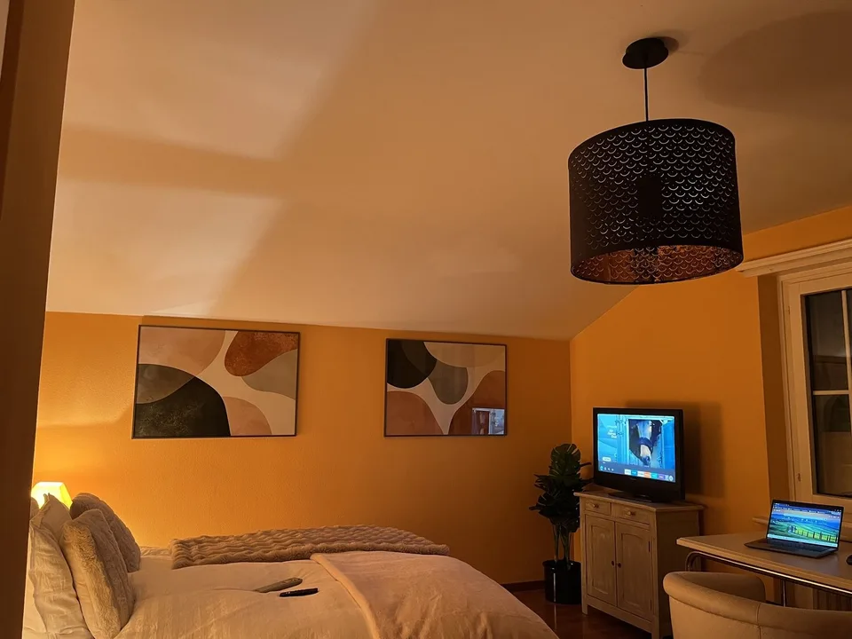5½ ZIMMER-HAUS IN UNTERENGSTRINGEN (ZH), MÖBLIERT, TEMPORÄR