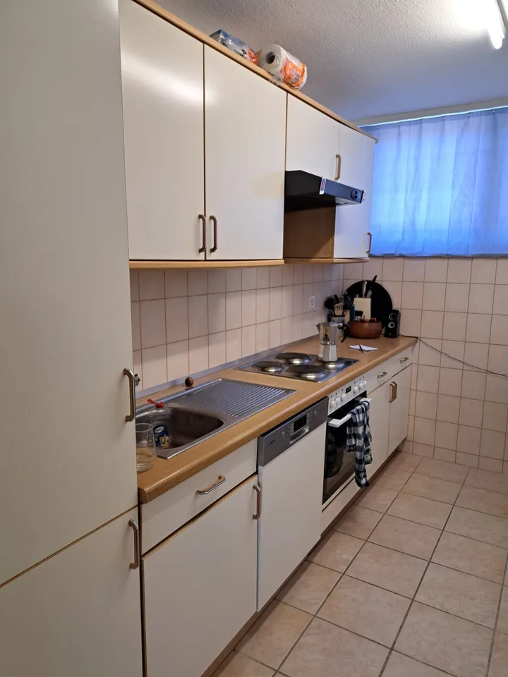 Möbliertes Zimmer in ruhiger 4-Zimmer-Wohnung, Arlesheim – 6 Min. zum Bahnhof Dornach-Arlesheim