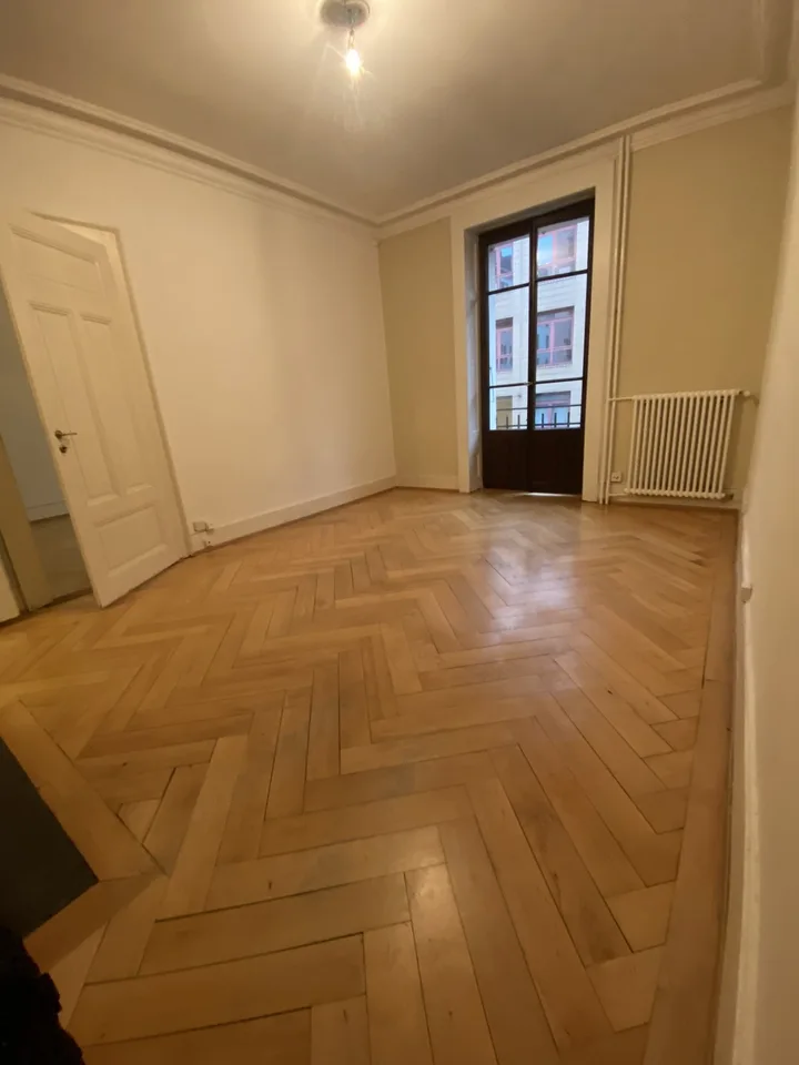 Appartement 5 pièces à Plainpalais