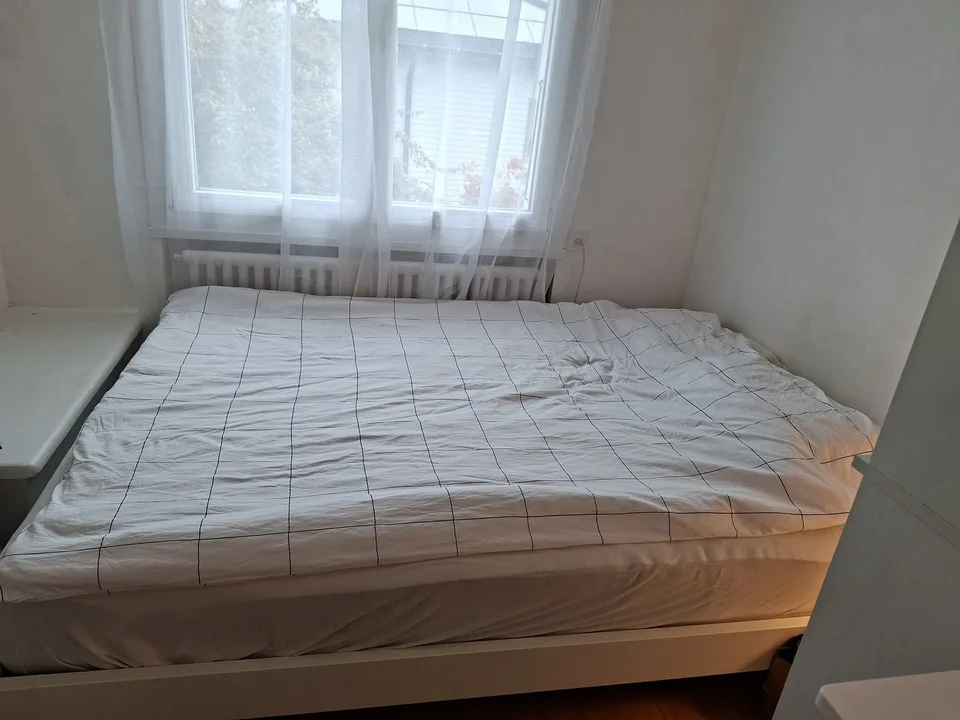 Zimmer zur Zwischenmiete (01. Mai – 31. Juli 2026)