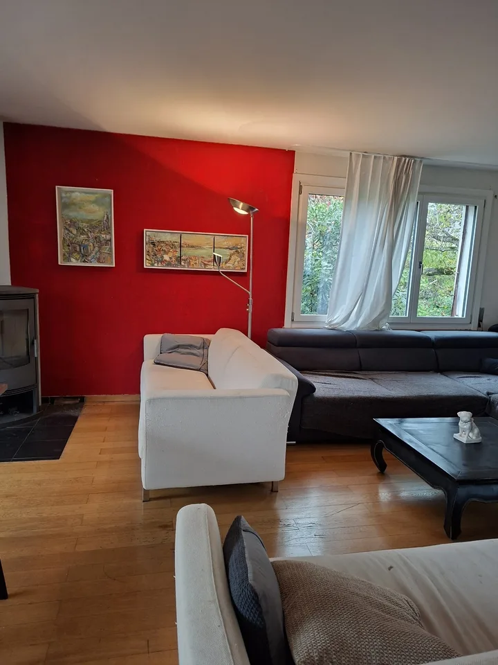 Zimmer zur Zwischenmiete (01. Mai – 31. Juli 2026)