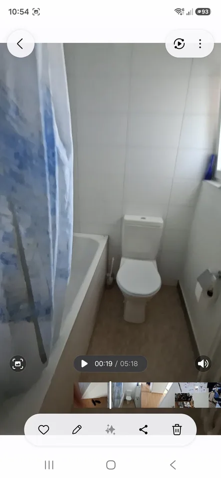 1 WG Zimmer frei