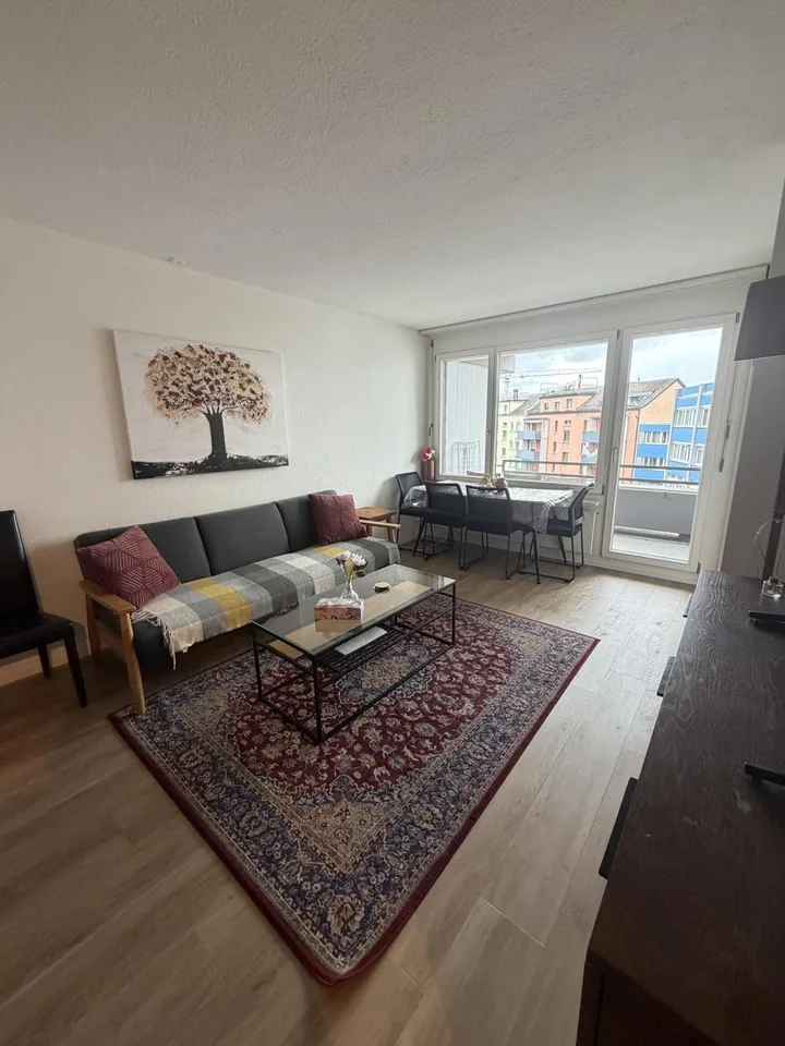 🔑Furnished 1.5-Room Apartment with Balcony and Views in Zürich Oerlikon