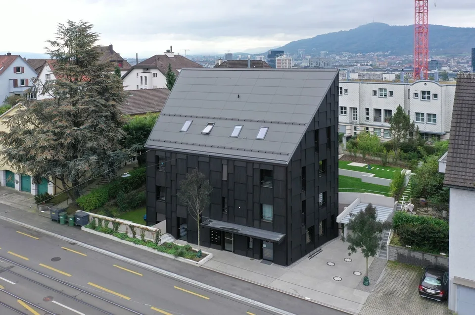 Gewerberaum in architektonisch eindrucksvoller Liegenschaft