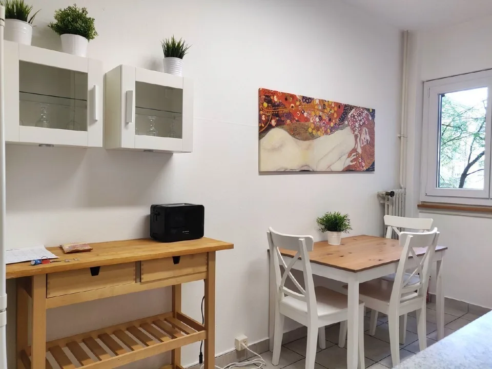 Fully Furnished Room for Rent in a Prime Central Location - Available from August