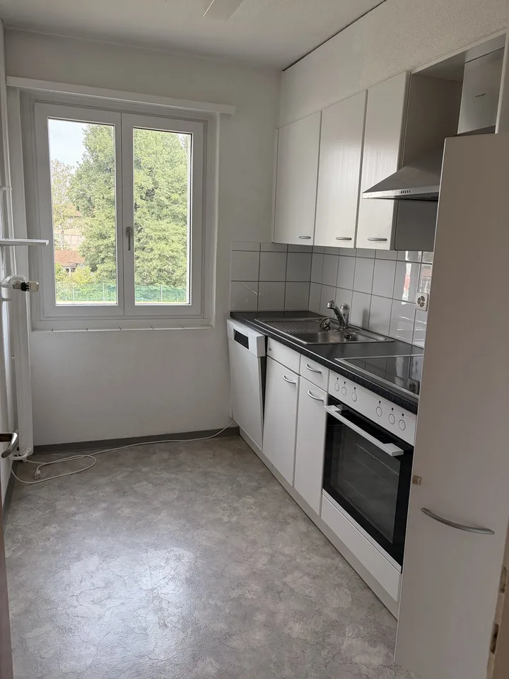 Sonnige 3-Zimmerwohnung mit Balkon – befristet ab sofort