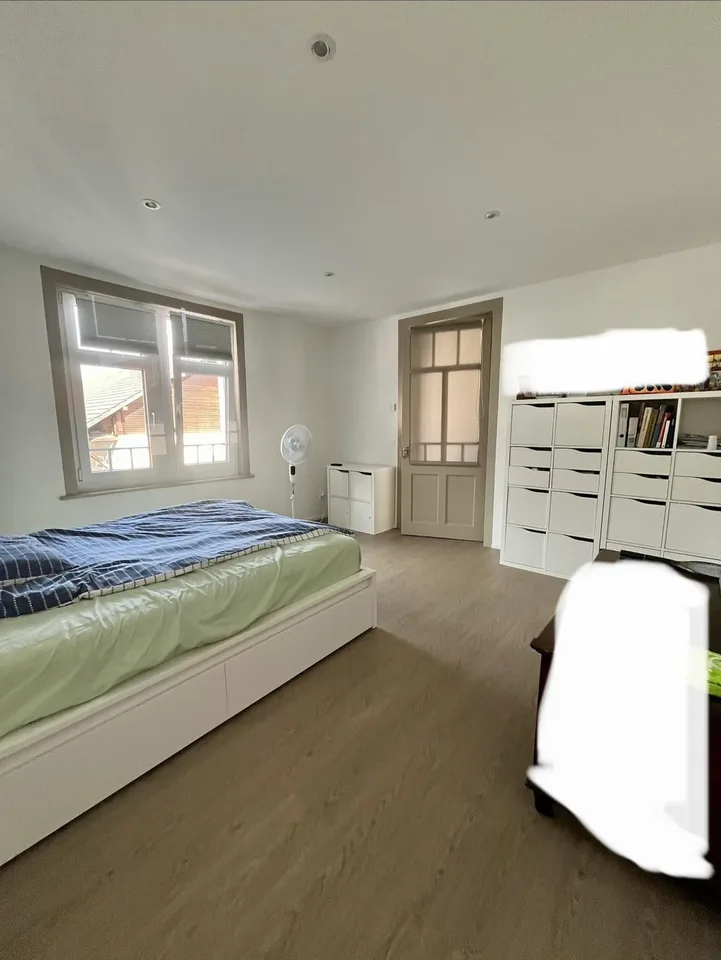 WG-Zimmer in 5-Zimmer-Einfamilienhaus