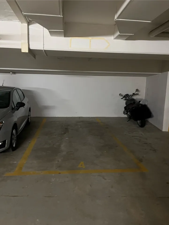Parkplatz in Tiefgarage U2