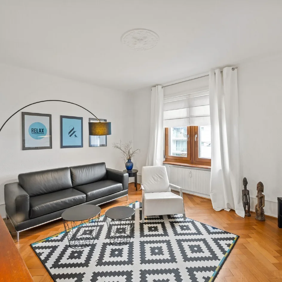 Charmante möblierte 3.5-Zi-Altbauwohnung in 4055 Basel – All-inclusive