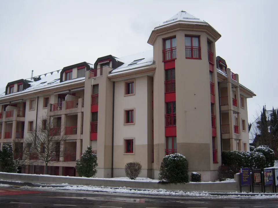 STUDIO MEUBLE A LOUER (45 m2)  Quarrtier l'ONU