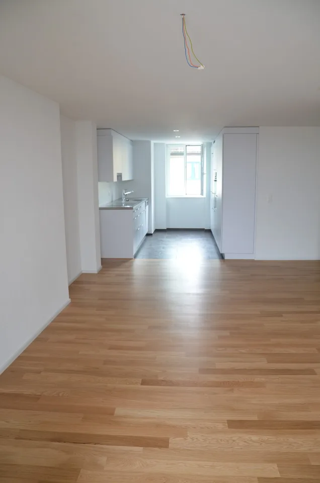Eine Wohnung für Individualisten, welche das Detail und die Aussicht lieben!