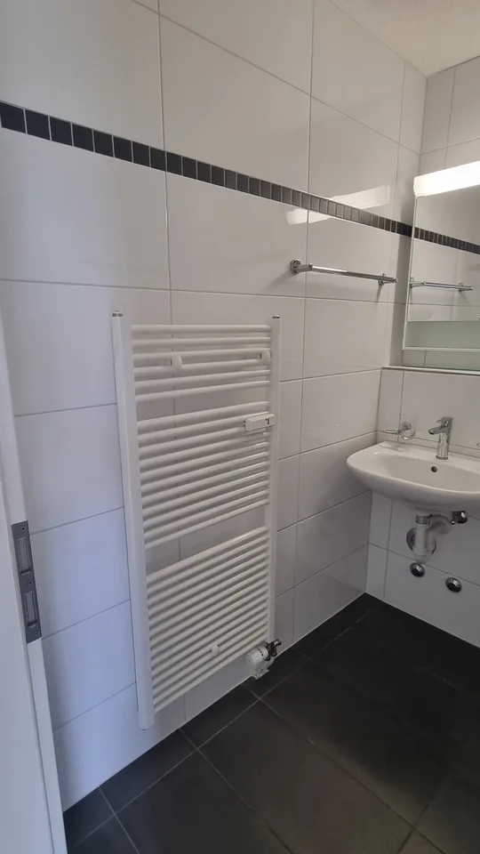Wunderschönen Wohnung mit zwei Balkonen