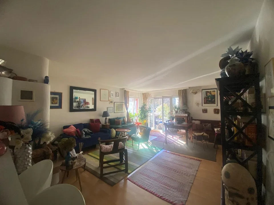 Charming Bright furnished room near Milchbuck, Irschel, Tierspital