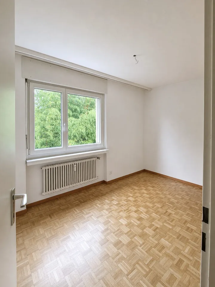 Ruhige Wohnung an der Zürcher Goldküste – befristet bis 31.05.2027