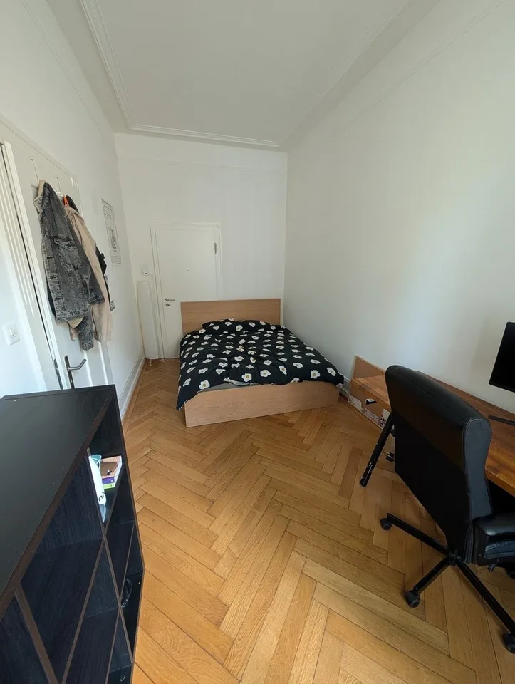 1.5-Room Temporary Sublet in Central Zurich (Near ETH Polyterrasse & HB)  Flexible Dates / Short Notice!