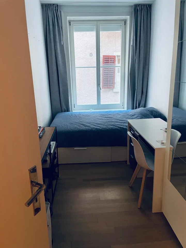 Zimmer frei in 4er-WG im Herzen vom Niederdörfli beim Hirschenplatz