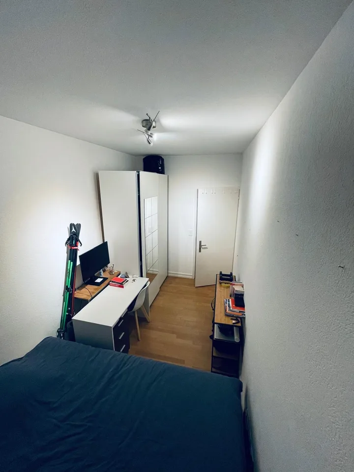 Zimmer frei in 4er-WG im Herzen vom Niederdörfli beim Hirschenplatz