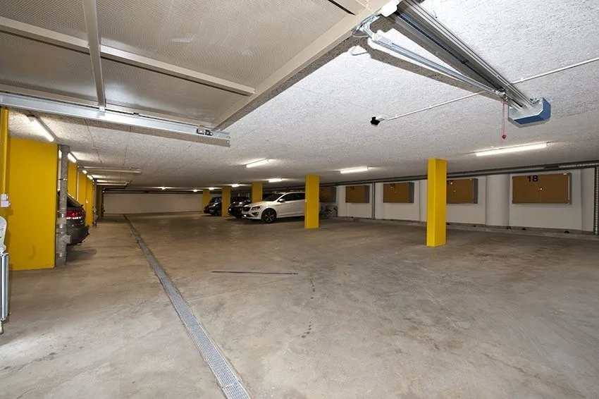 Motorradplatz zu vermieten