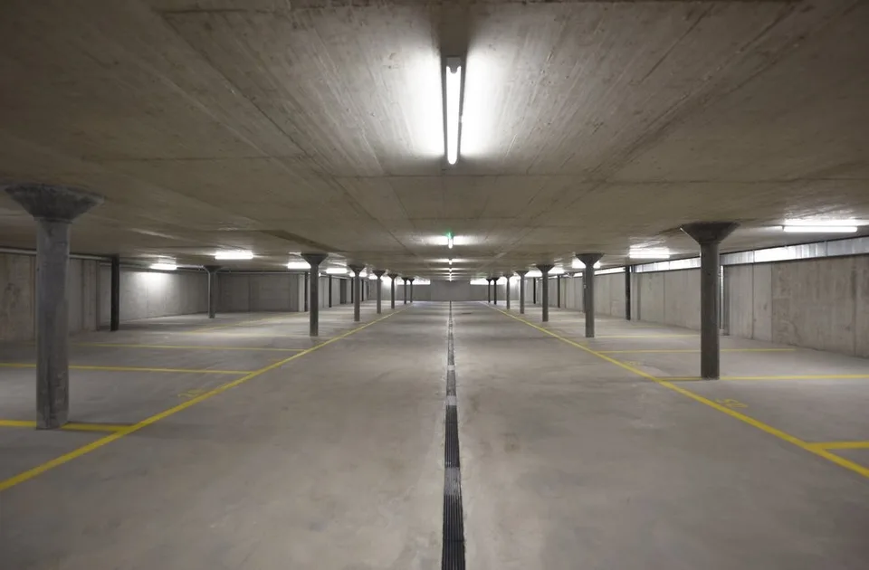 Tiefgaragenplatz zu vermieten
