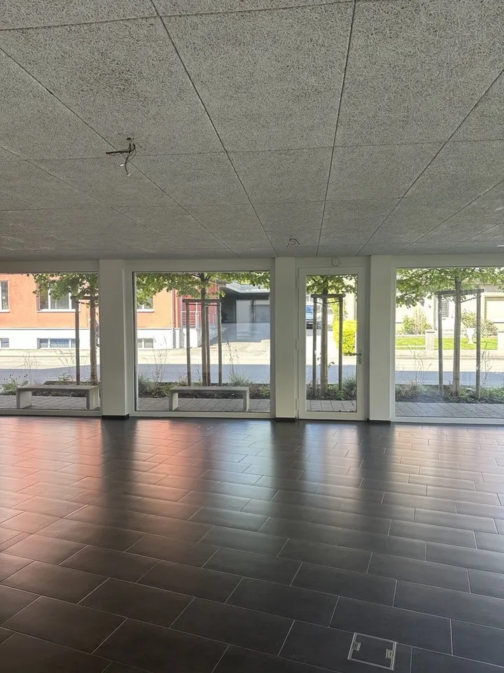 Moderne Gewerbefläche an bester Lage in Heerbrugg inkl. Parkplatz – photo 7 sur 9