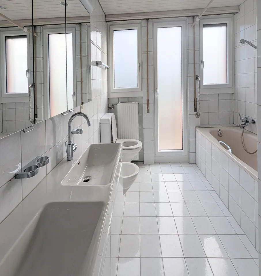 8 1/2 Zimmer Haus mit unverbaubarer See- und Bergsicht