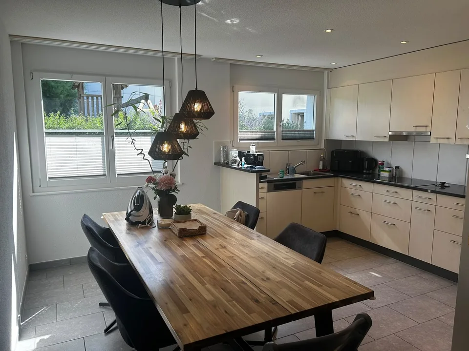 Helle grosszügige 4.5-Zimmer-Wohnung