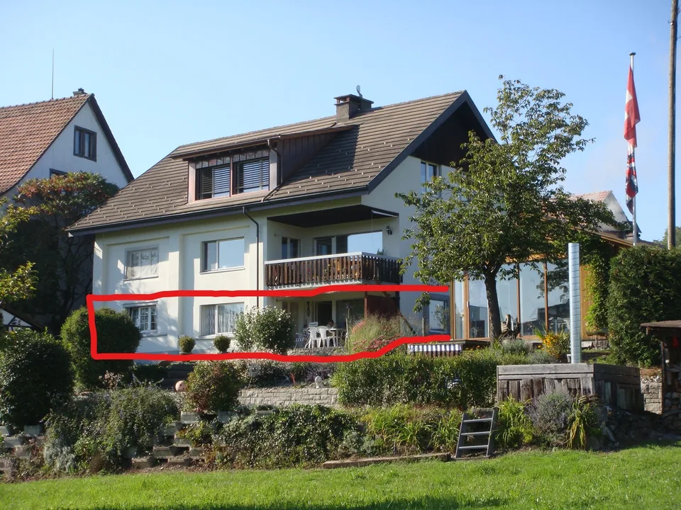 Die jetzigen Mieter wandern ins Ausland aus deshalb wird diese Wohnung frei