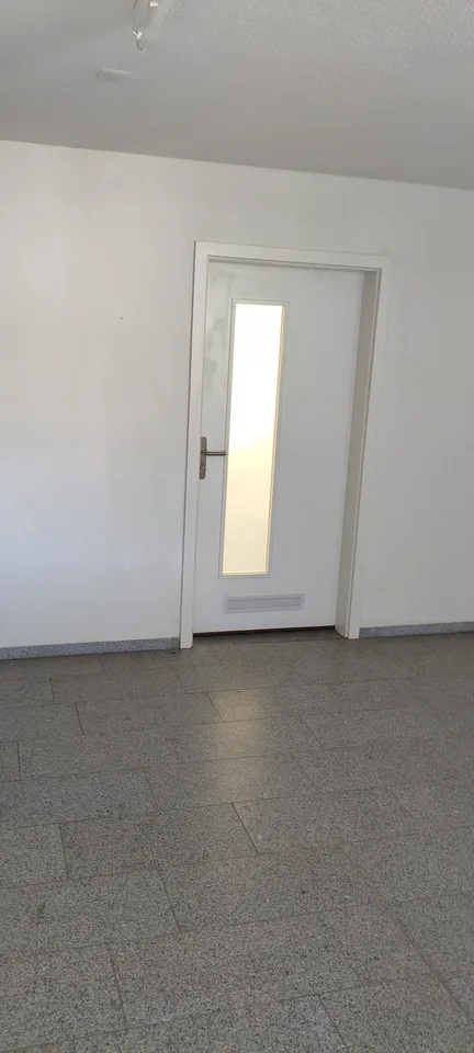 Dein neuer Standort direkt am Dorfplatz Sellenbüren – Vielseitig & Zentral