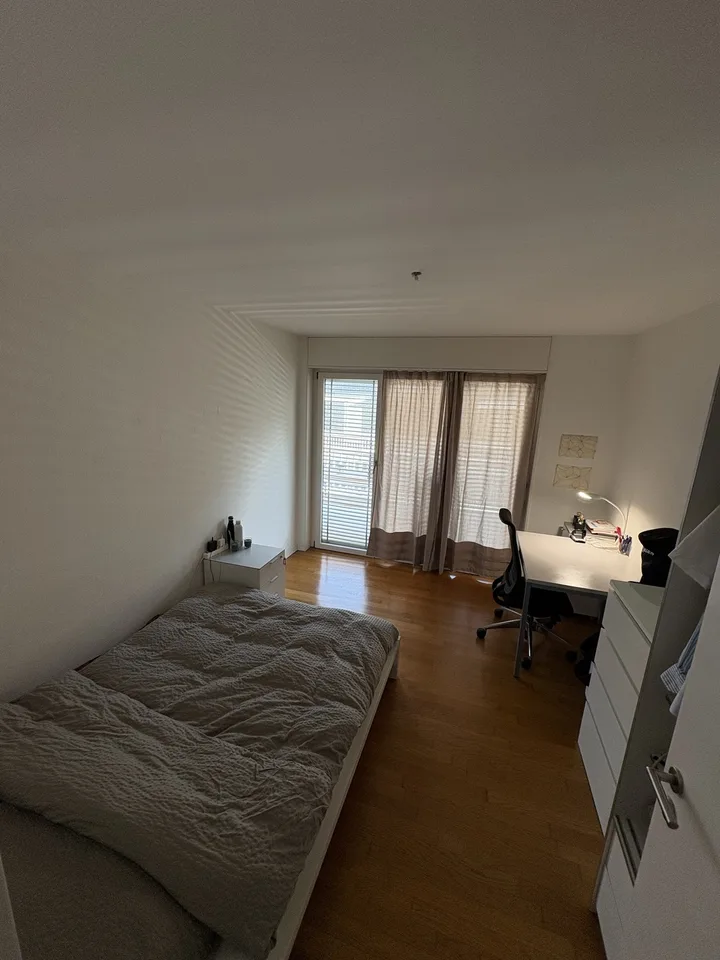 Furnished Room in WG (October 2026 – March 2027)