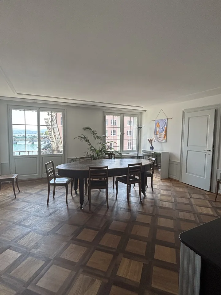 Arbeiten in einem der schönsten Häuser der Schweiz - Büro im historischen Haus zum Schwert