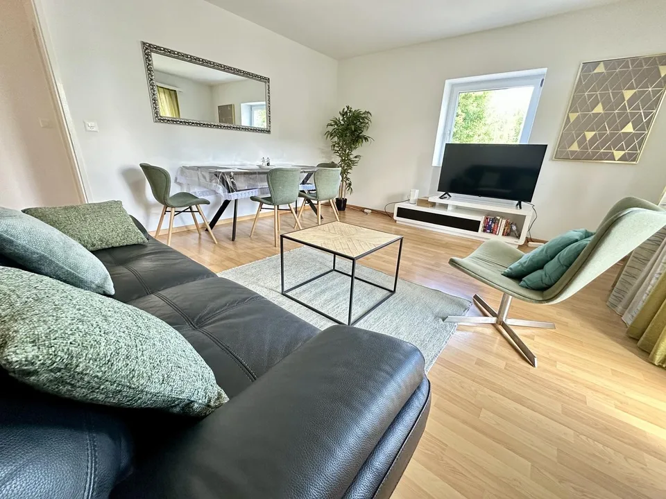 MydiHei Co-living: Furnished Room in an "All Boys" Flatshare