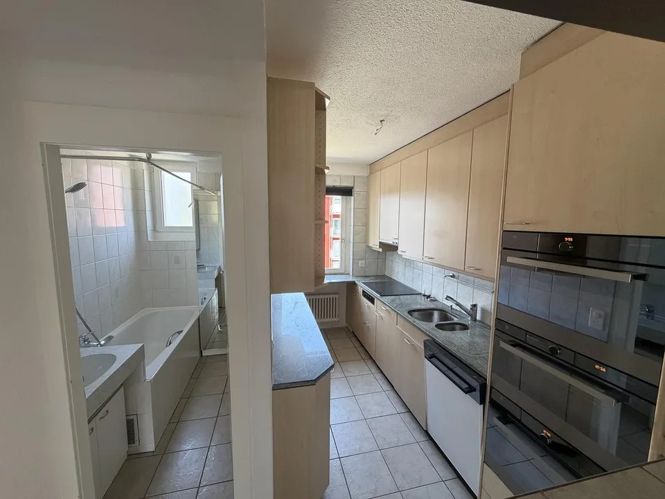 Charmante Wohnung an zentraler Lage mit Cheminée!