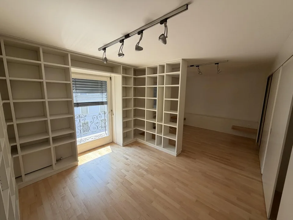 Charmante Wohnung an zentraler Lage mit Cheminée! – Foto 6 von 10