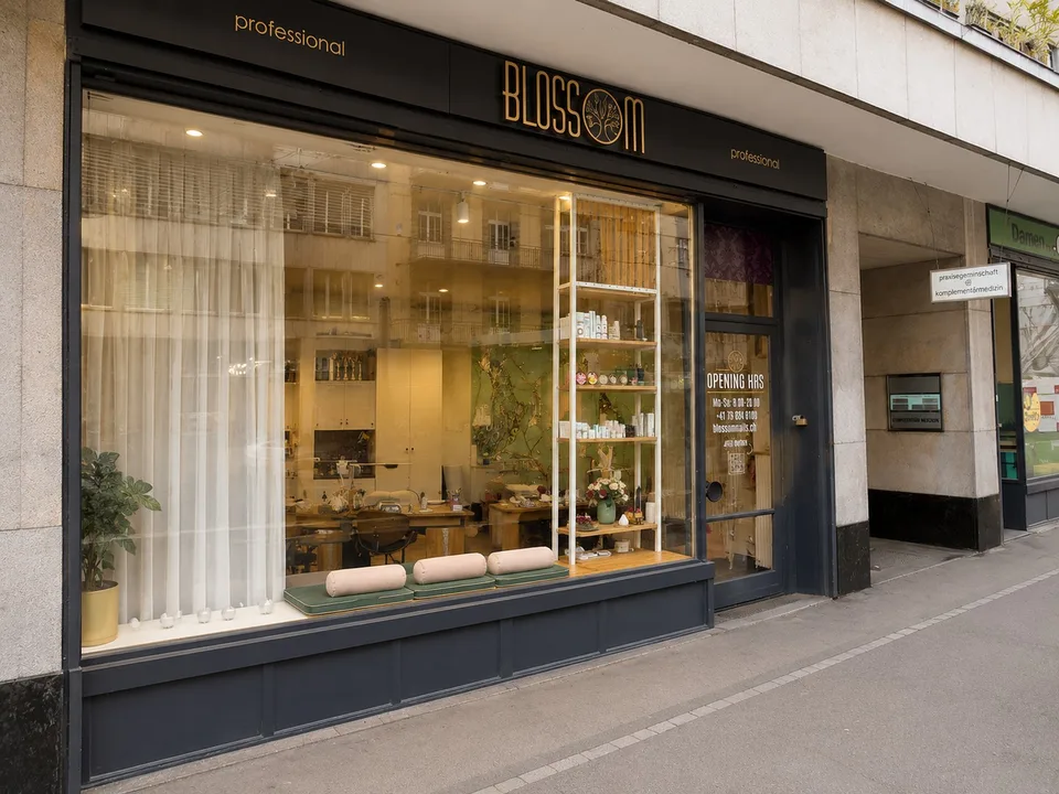 Premium Präsentationsfläche im Schaufenster – Top-Lage Zürich