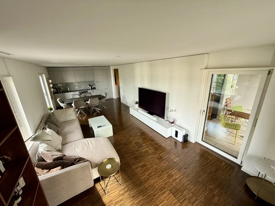 Traumwohnung zur Zwischenmiete - 3.5 Zi., 107 qm, vollmöbliert, alle NK inklusive | Zürich 8047 | ab Sept. oder Okt.