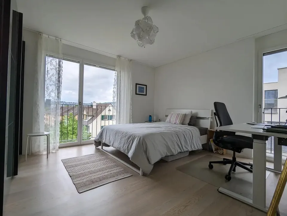 Moderne, voll ausgestattete 2.5 Zimmer-Wohnung in Zürich