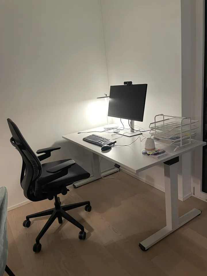 Moderne, voll ausgestattete 2.5 Zimmer-Wohnung in Zürich