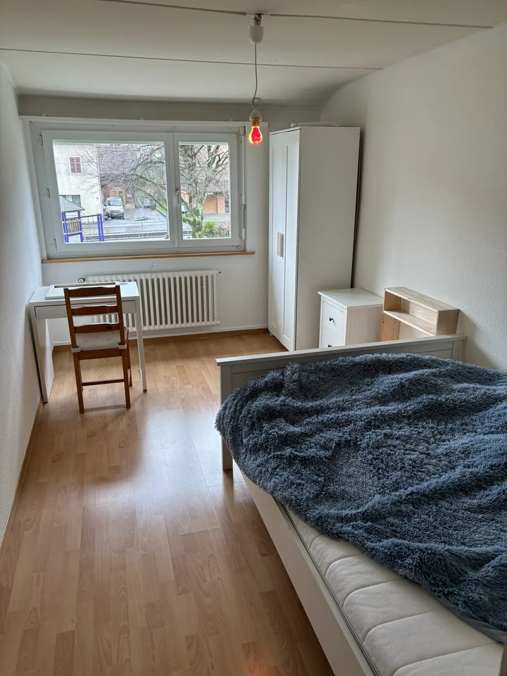 Room in shared apartment