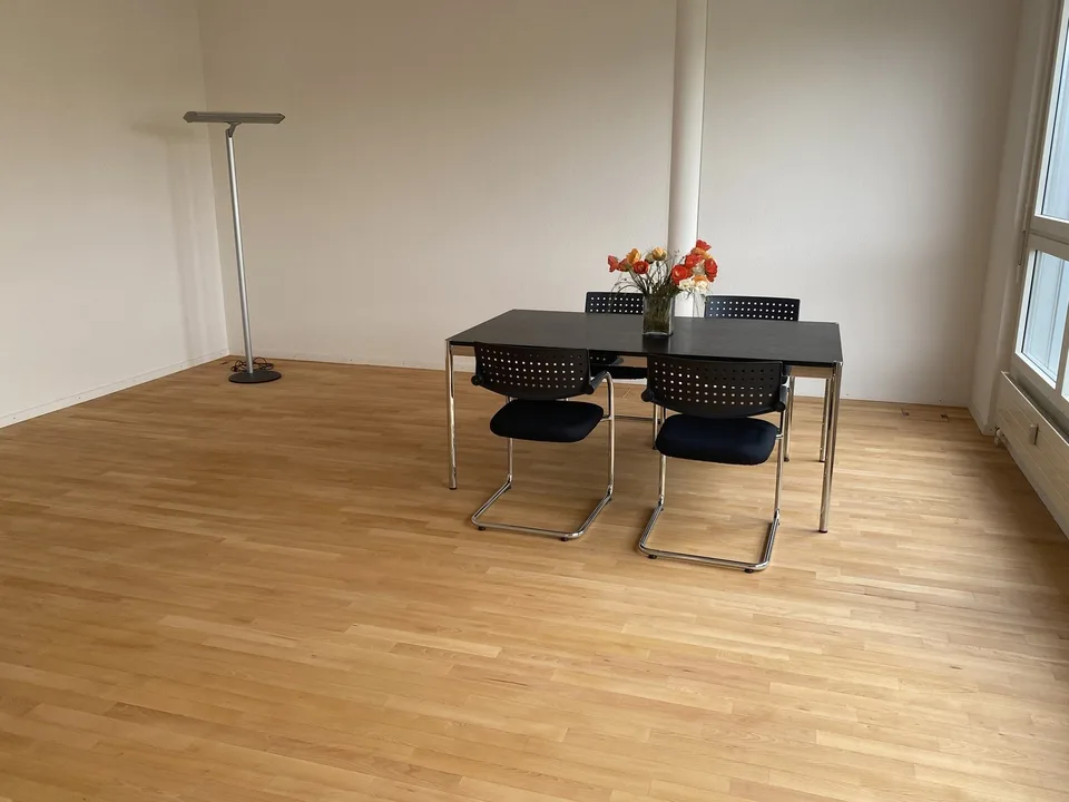 Einzelbüro CHF 1'190 exkl. NK - Co-Workingspace ab CHF 470 exkl. NK
