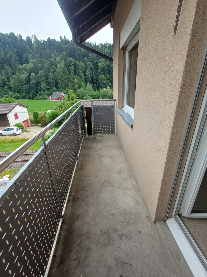 Attraktive 4.5-Zimmer-Eigentumswohnung mit Bastelraum & Einstellhallenplatz in Grünen – photo 12 sur 20