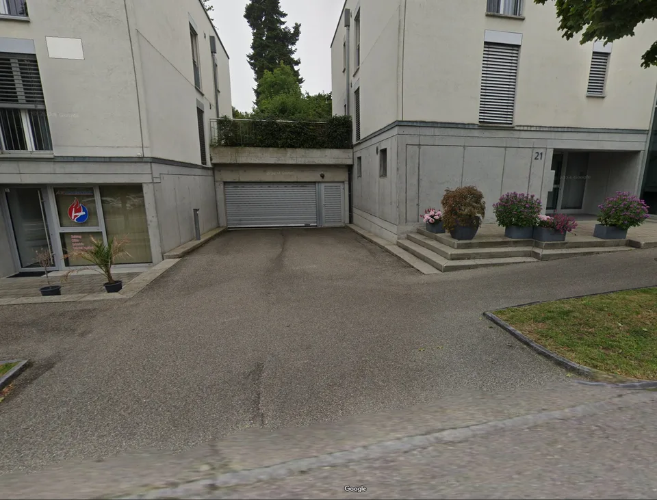 Tiefgaragenparkplatz zu vermieten – Lutertalstrasse 23a, 3065 Bolligen