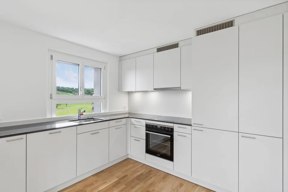 Ihr neues Zuhause mit Balkon und Aussicht - 3.5 Zimmer-Wohnung zu vermieten