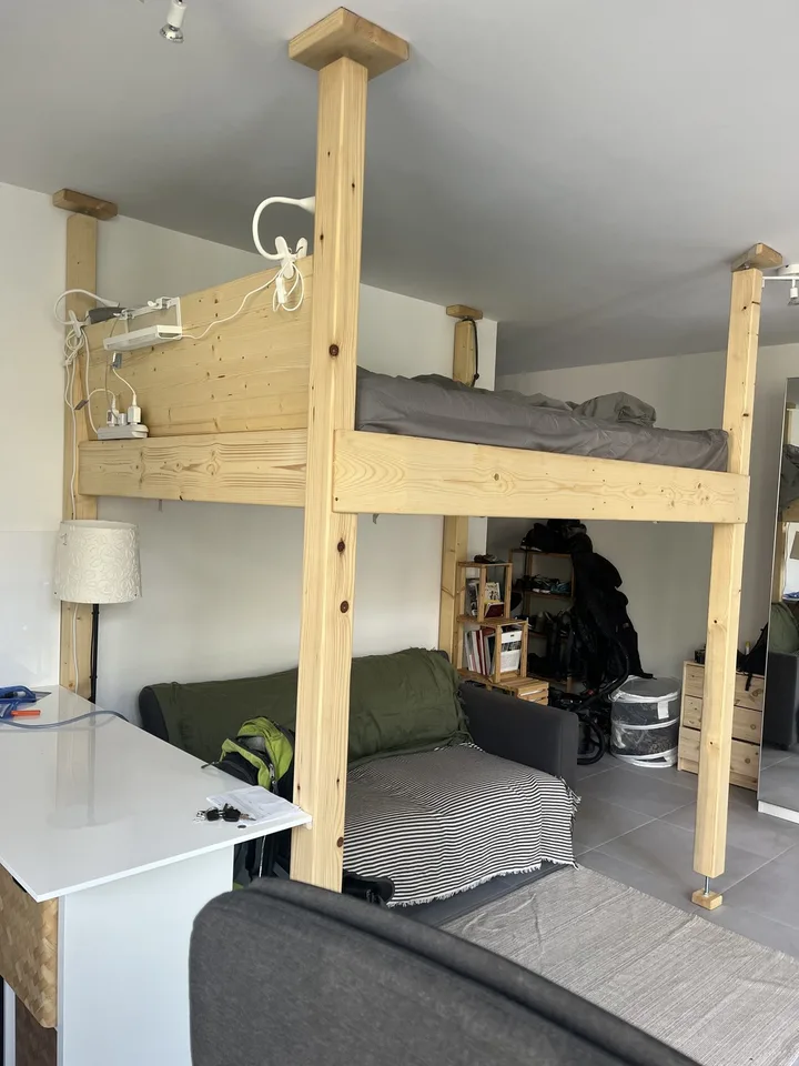 Modern studio 30 m², with balcony, near Vidy and International Olympic