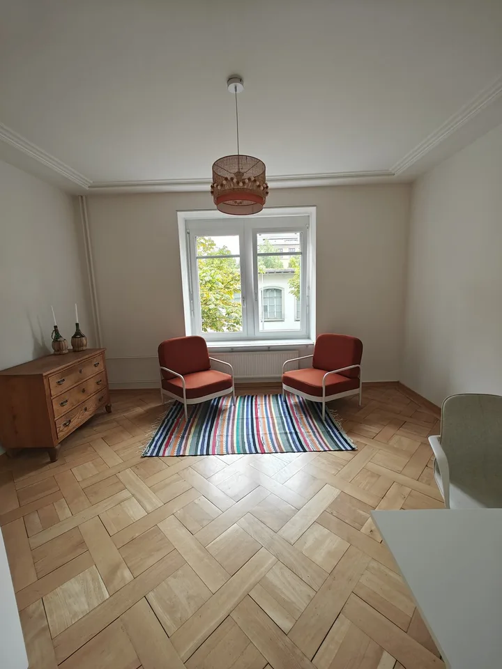 Wunderschöne Altbauwohnung in trendigem Quartier
