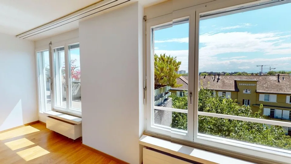 4-Zimmer-Terrassenwohnung in Zürich-Altstetten (Befristung bis 30.09.2027)