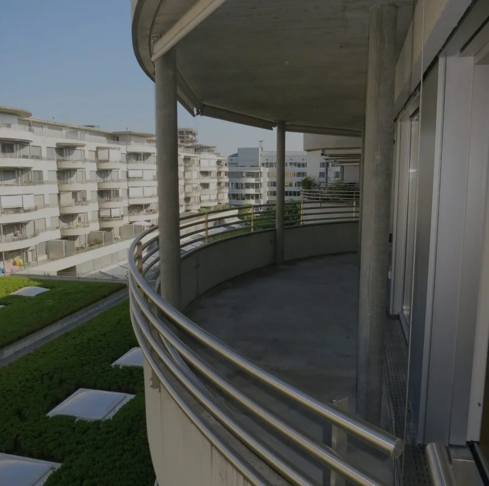 Spacious room in a 5.5 family apartment in the center of Oerlikon