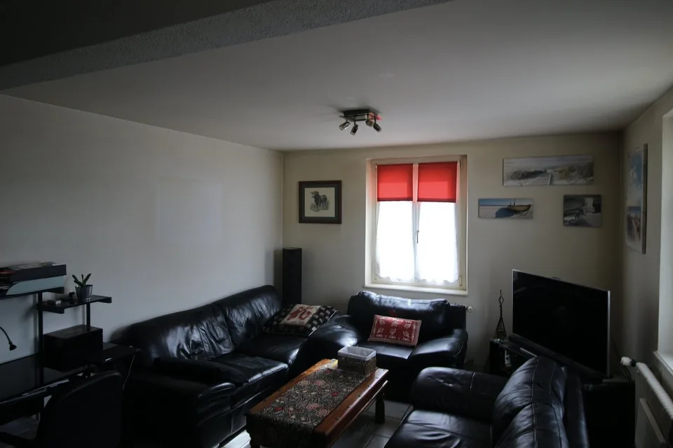 JOLI LOGEMENT DE 3.5 PIECES