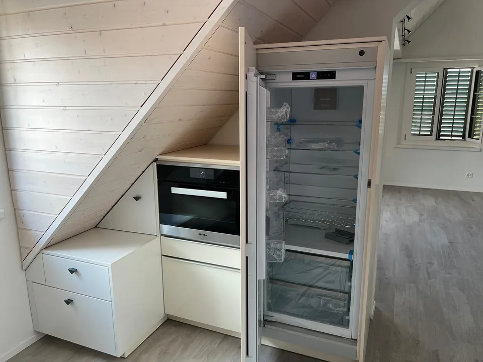 3 1/2 Zimmer Dachwohnung, Eigentumstandart