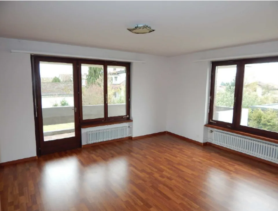 Im Zentrum von Berikon: Leben fast wie in einer Villa