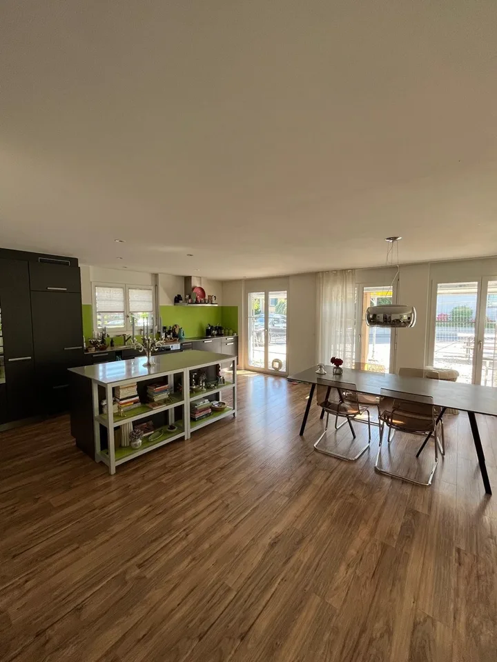 Exklusive 5.5-Zimmer-Duplexwohnung mit hausähnlichem Wohncharakter